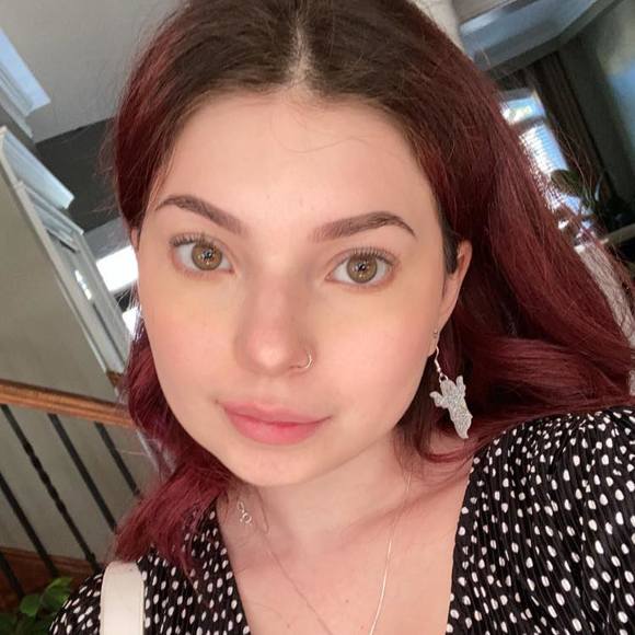 Meet your Posher, Macenzie - Picture 1 of 1